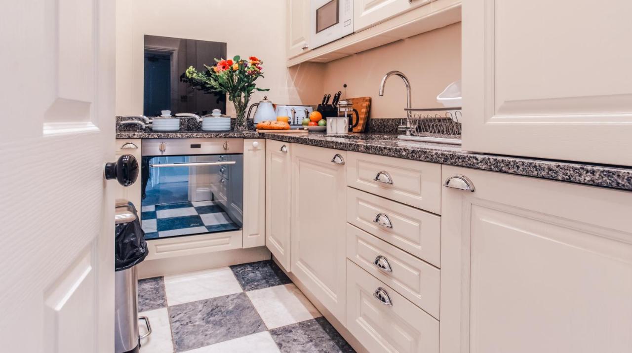 Flat 3, 6 Lypiatt Terrace Cheltenham Gloucestershire Gl50 2Sx Екстер'єр фото