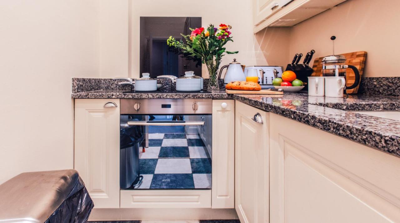 Flat 3, 6 Lypiatt Terrace Cheltenham Gloucestershire Gl50 2Sx Екстер'єр фото