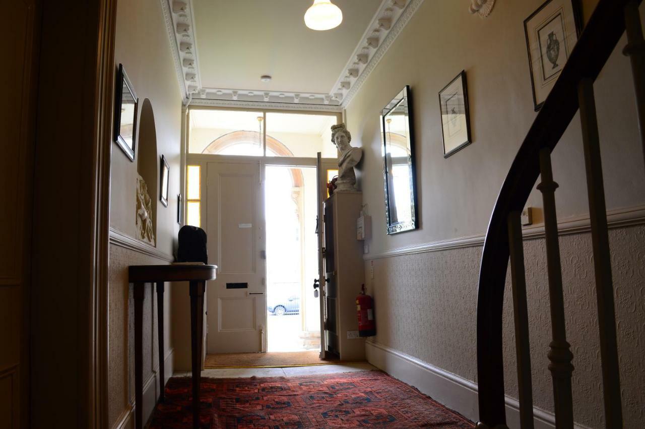 Flat 3, 6 Lypiatt Terrace Cheltenham Gloucestershire Gl50 2Sx Екстер'єр фото
