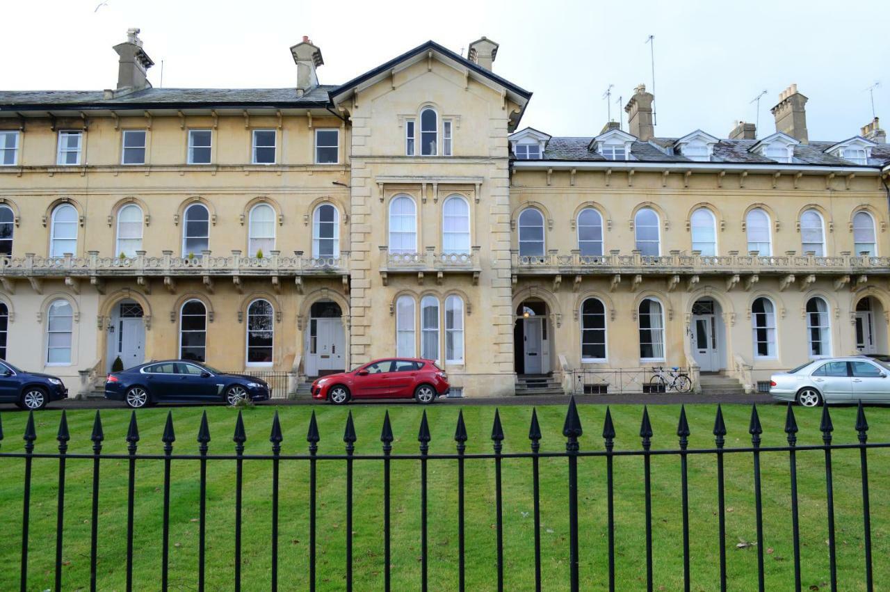 Flat 3, 6 Lypiatt Terrace Cheltenham Gloucestershire Gl50 2Sx Екстер'єр фото