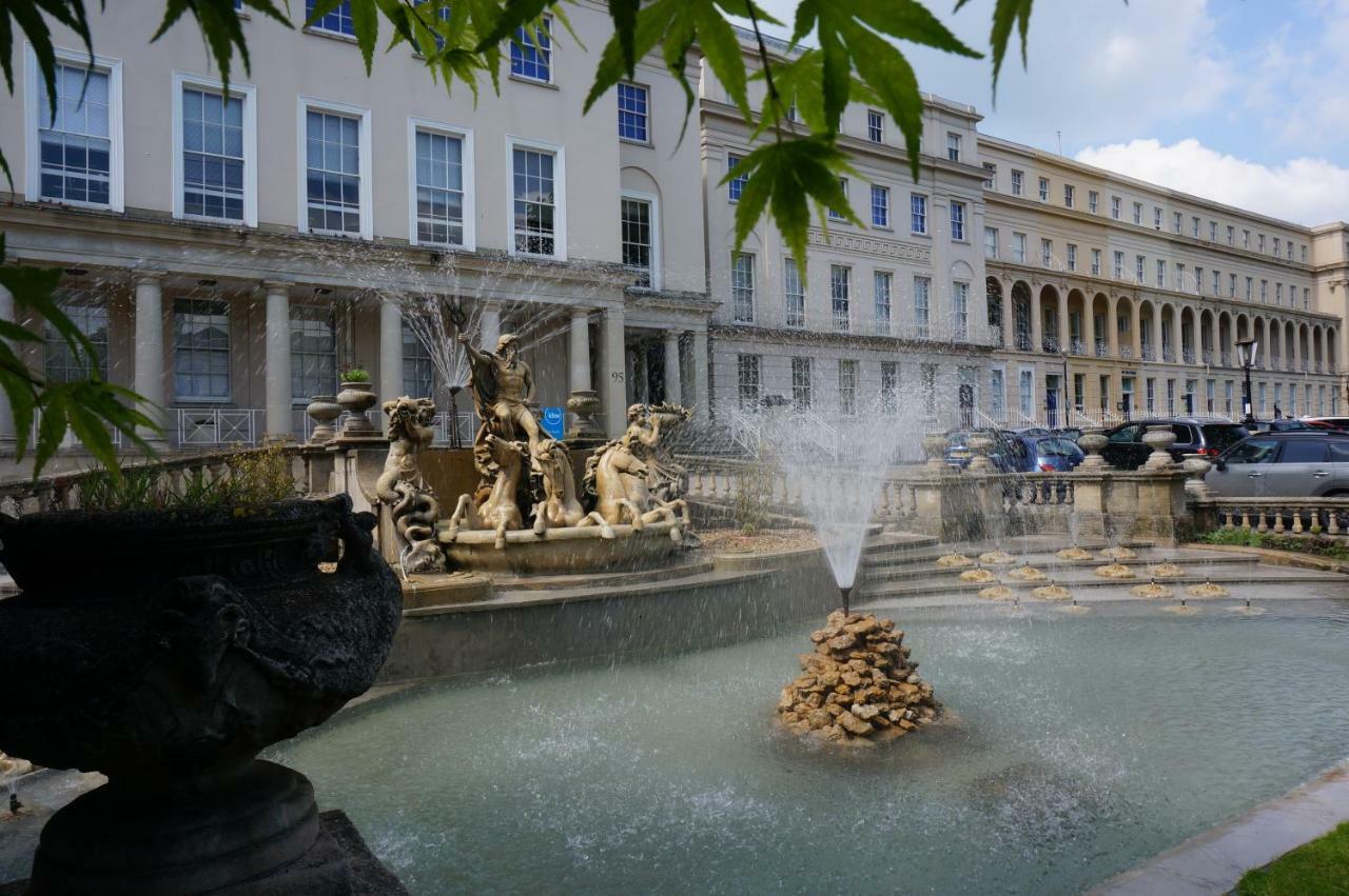 Flat 3, 6 Lypiatt Terrace Cheltenham Gloucestershire Gl50 2Sx Екстер'єр фото